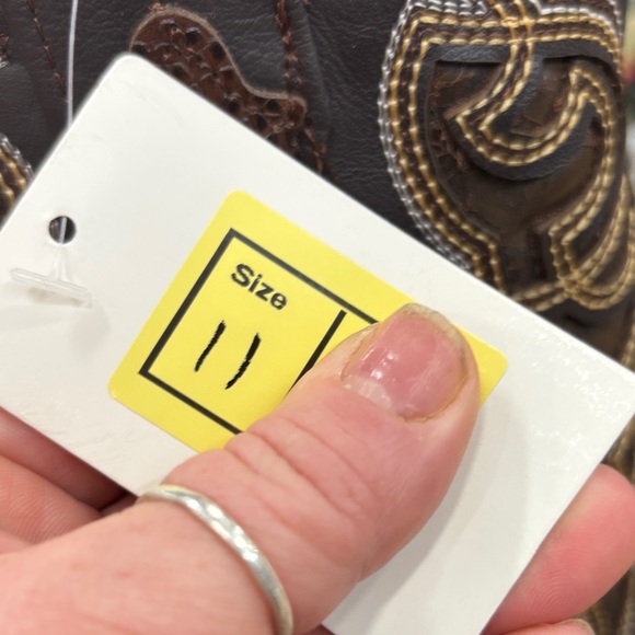 Men's Brown Western Boots - Picture 3 of 3